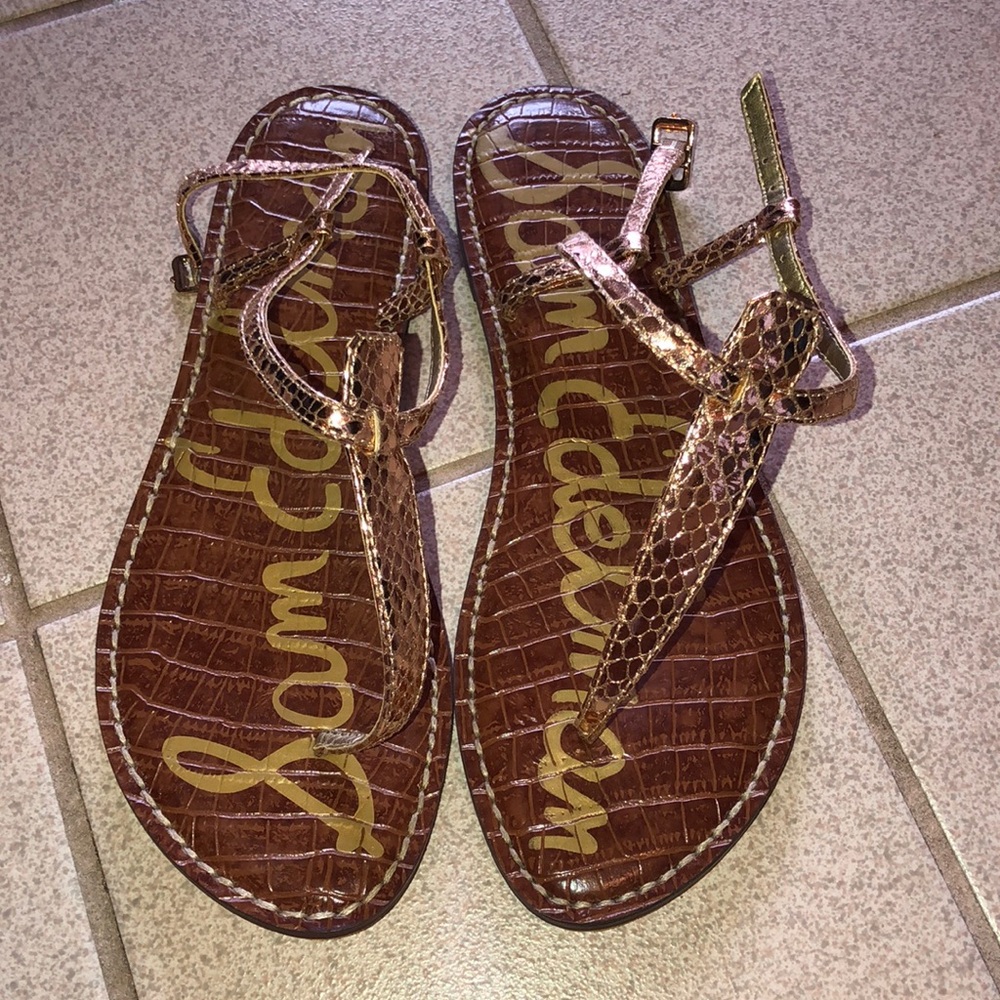 LIKE NEW! Sam Edelman Women’s Rose Gold Thong Sandals - Size 7.5